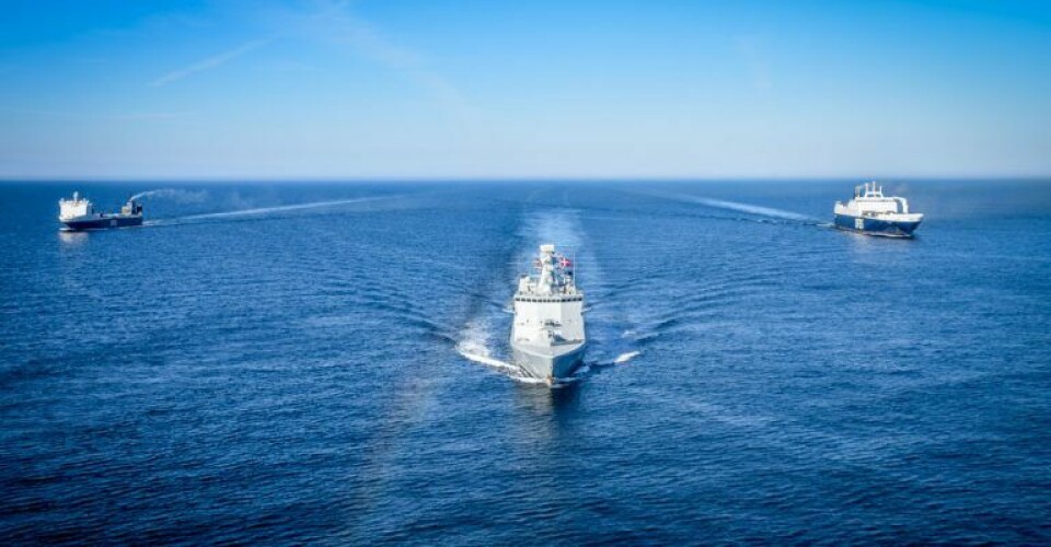 Fregatten Esbern Snare eskortede det danske materiel fra Danmark til Letland. Foto: Forsvaret