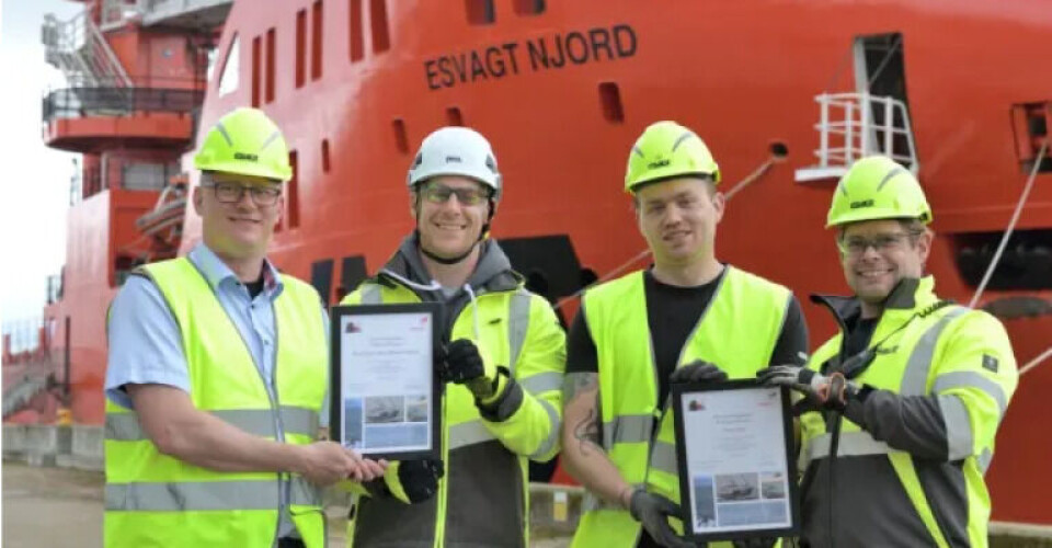 Brian Kristiansen - Kaptajn, ESVAGT. George Collins - Paramedic, International SOS. Morten Boysen - Befaren skibsassistent, ESVAGT. Lasse Laursen - Befaren skibsassistent, ESVAGT. Foto: Equinor