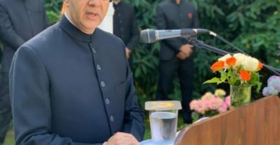 Den indiske ambassadør i Danmark, Ajit Gupte, ved en fejring af Indiens uafhængighed i sommer. Den indiske ambassadør i Danmark, Ajit Gupte, ved en fejring af Indiens uafhængighed i sommer. Foto: Den indiske ambassade i Danmark.