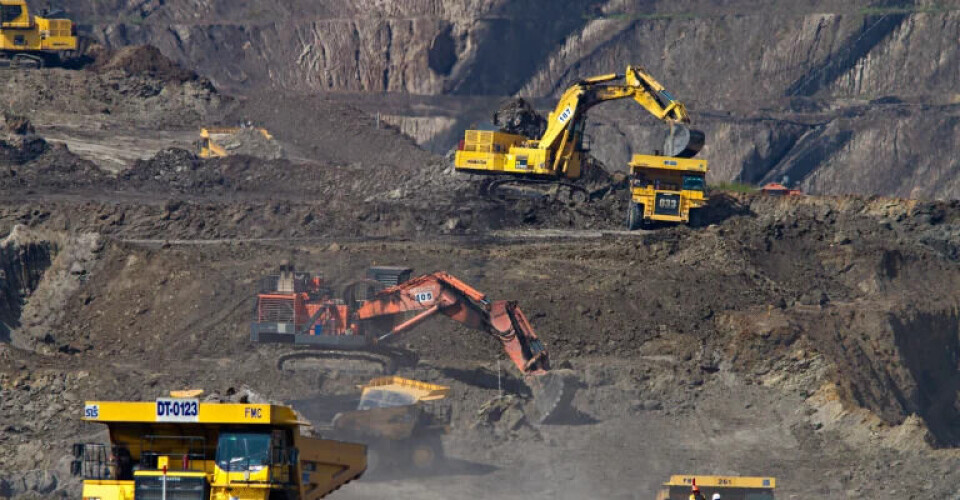 South Kalimantan, Indonesia - Coal Mining: Photo by Dominik Vanyi/Unsplash