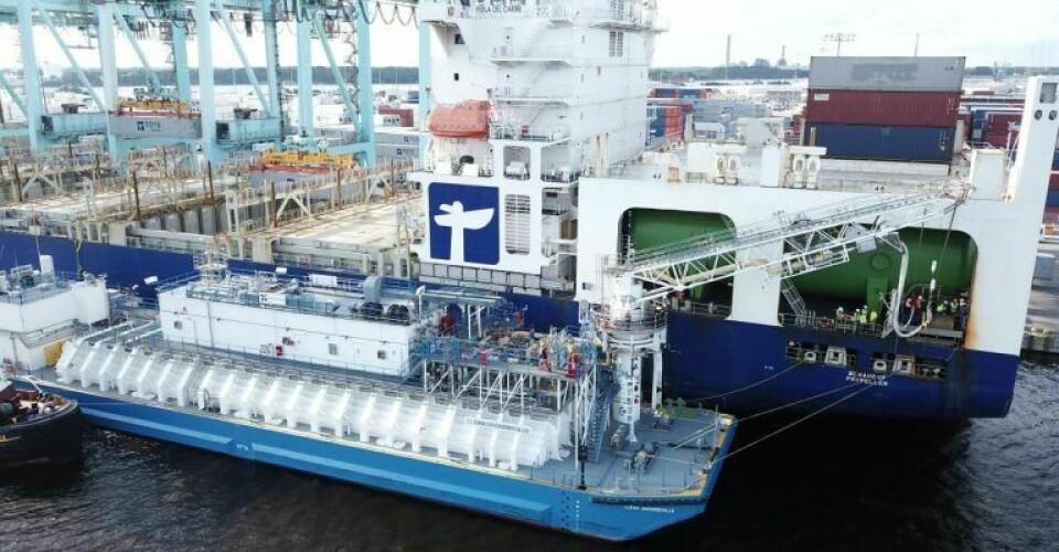 The LNG bunkering barge Clean Jacksonville refuels one of TOTE’s LNG-powered containerships. Photo credit: GTT