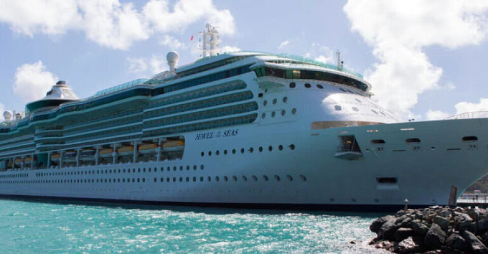 The Jewel of the Seas (Source: Wikimedia Commons).