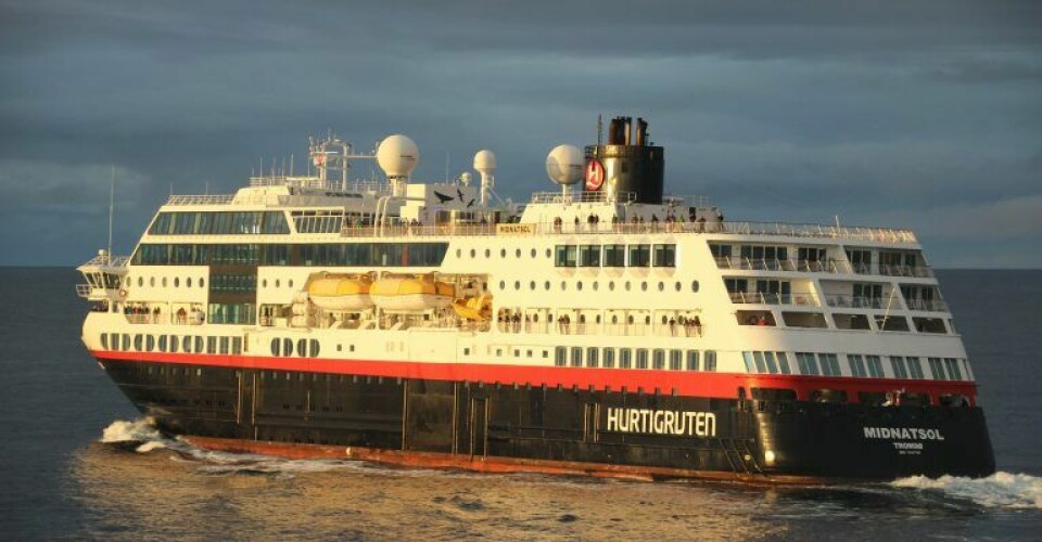 MS MIDNATSOL Hurtigruten Norwegian cruise line Coronavirus
