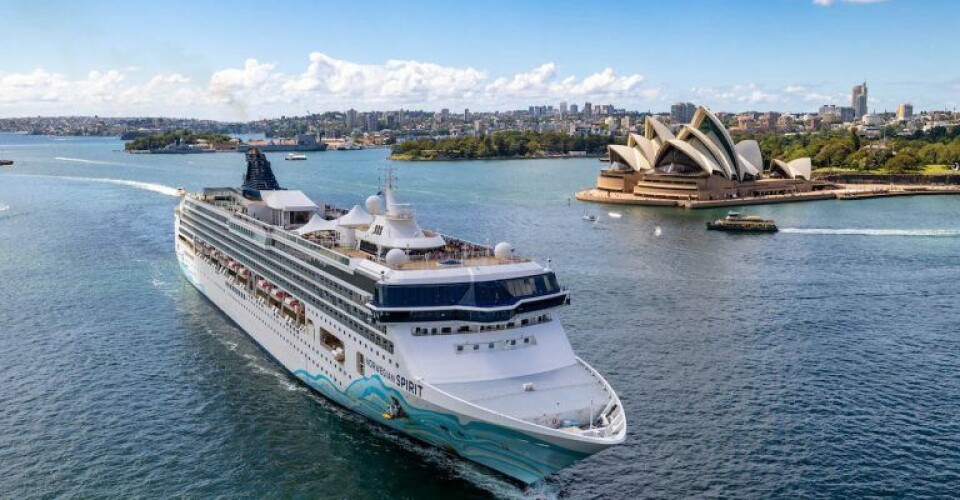 Norwegian Spirit ved operaen i Sydney Harbour. Foto: NCL